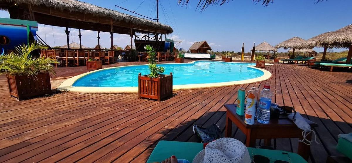 Cap Kimony Hotel Morondava Buitenkant foto