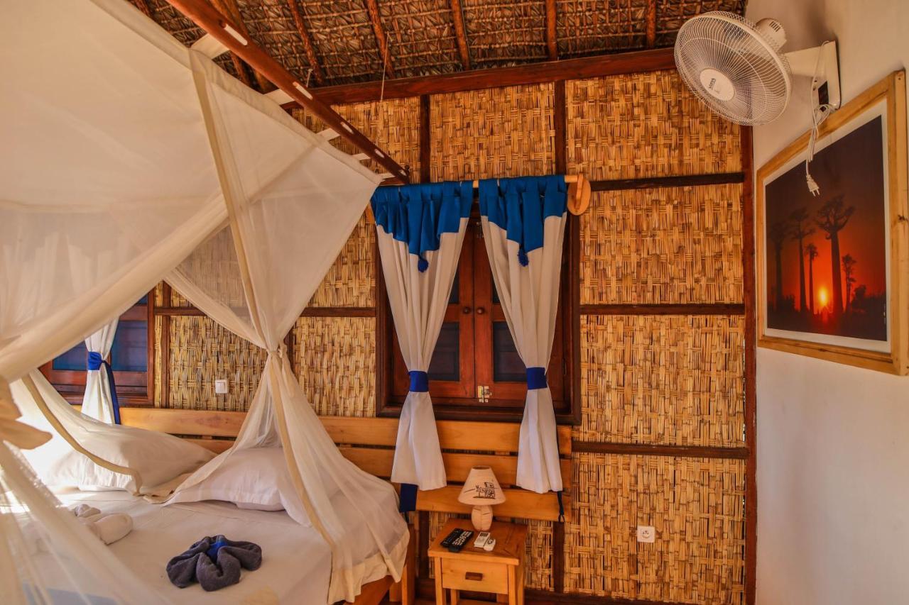 Cap Kimony Hotel Morondava Buitenkant foto