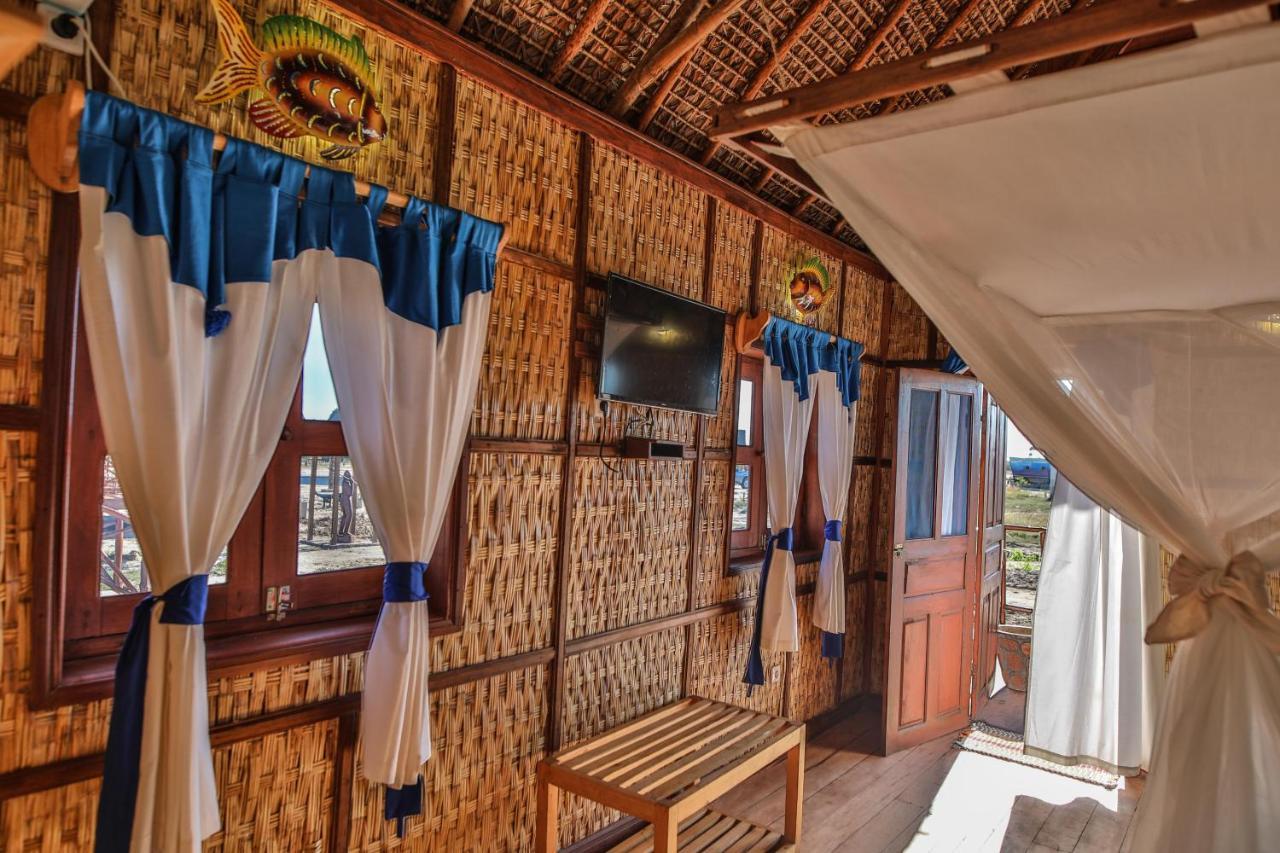 Cap Kimony Hotel Morondava Buitenkant foto